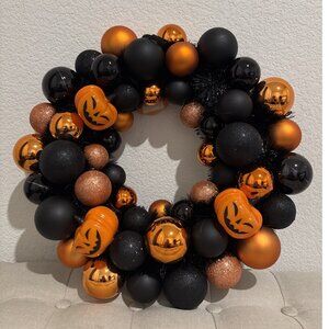 Hyde & EEK Halloween Wreath Orange and Black Pumpkins New With Tags